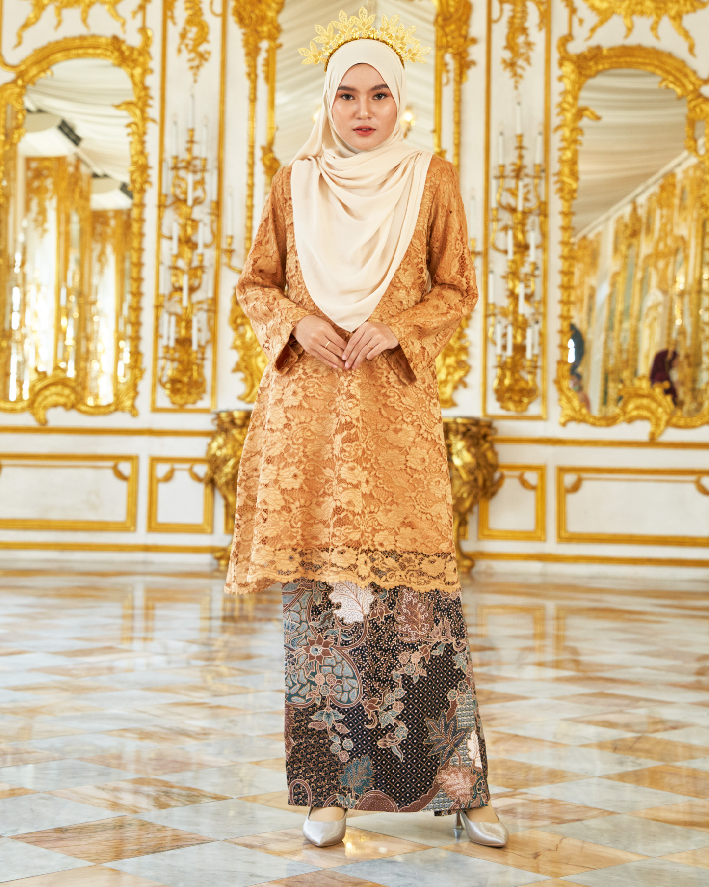Baju Kurung Lace Batik Alexa - Fawn Beige