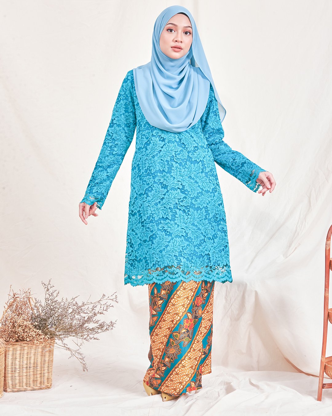 Baju Kurung Batik Lace Nadeera - Sky Blue
