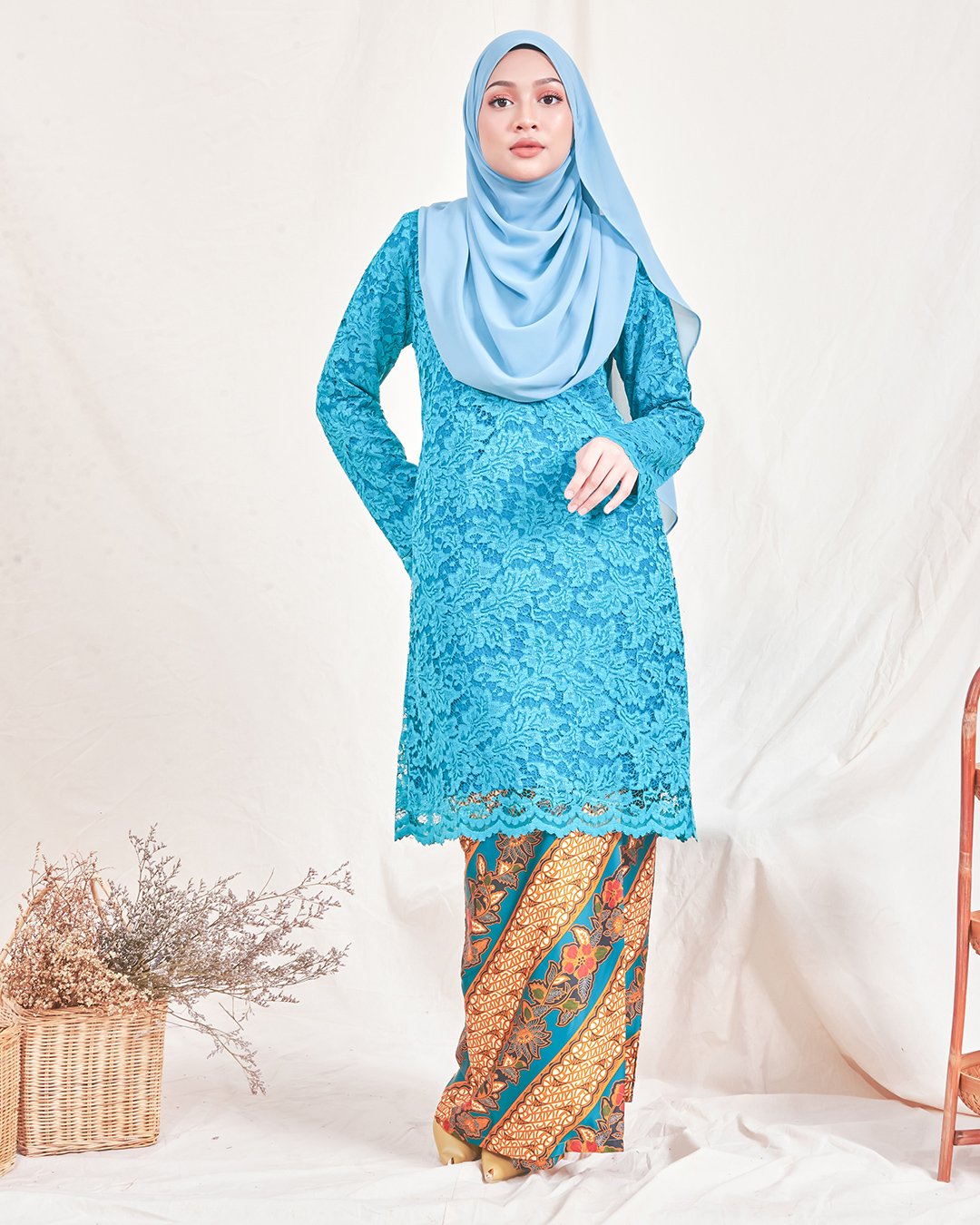 Baju Kurung Batik Lace Nadeera - Sky Blue