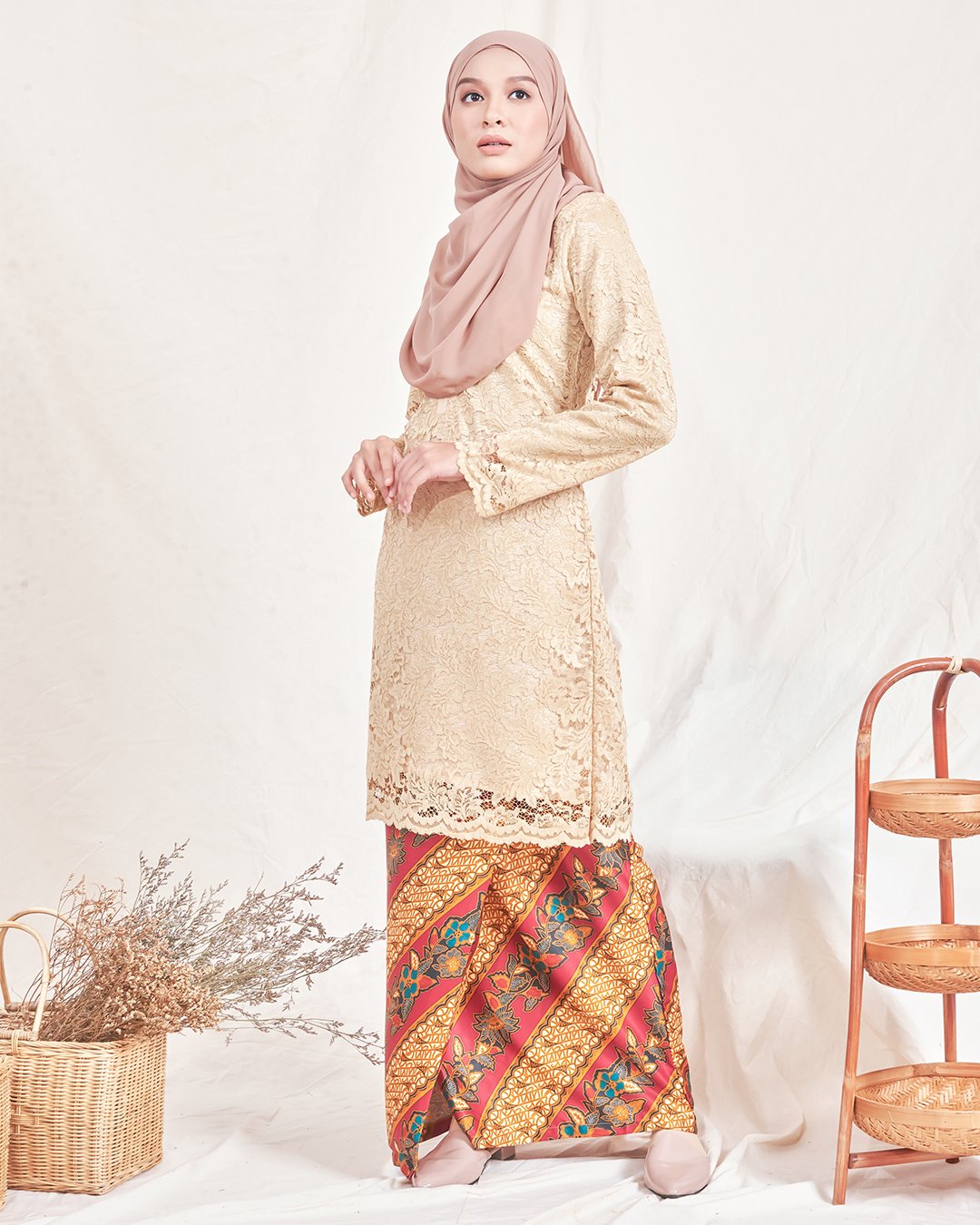 Baju Kurung Batik Lace Nadeera - Nude Brown