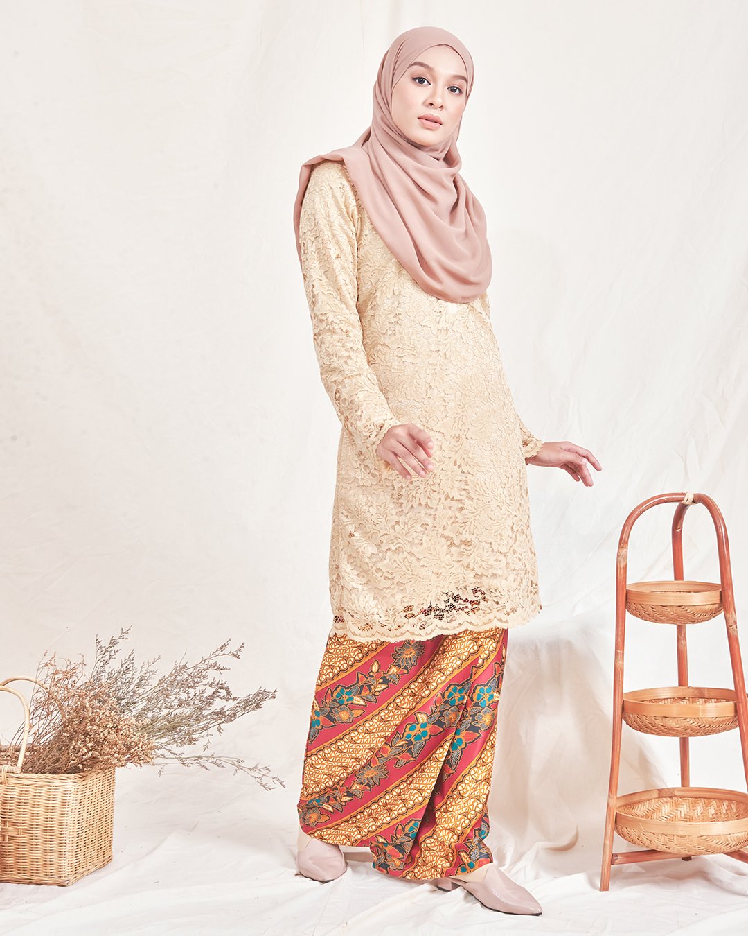 Baju Kurung Batik Lace Nadeera - Nude Brown