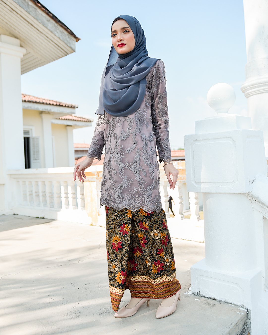 Baju Kurung Batik Lace Pearl Aeda - Pigeon Grey