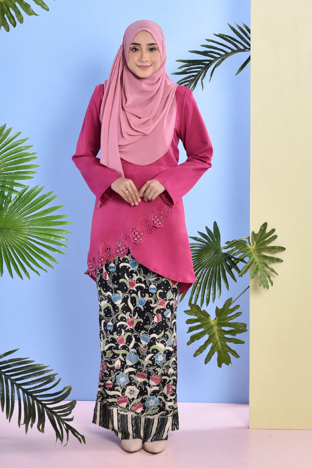 Baju Kurung Batik Megan Lasercut Nala - Fuschia