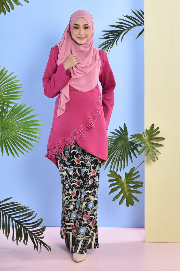 Baju Kurung Batik Megan Lasercut Nala - Fuschia