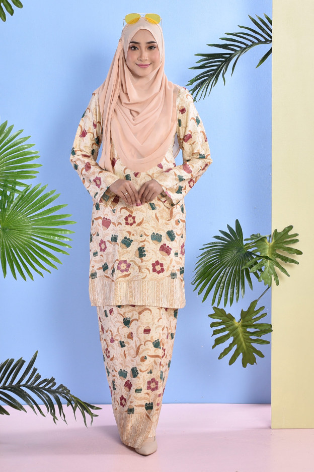 Baju Kurung Batik Naili - Marigold