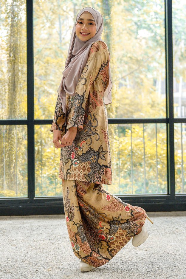 Baju Kurung Batik Satin Silk Najiha - Golden Nut