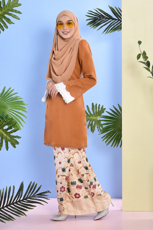 Baju Kurung Batik Lasercut Naola - Marigold