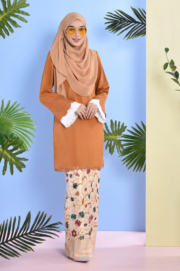 Baju Kurung Batik Lasercut Naola - Marigold