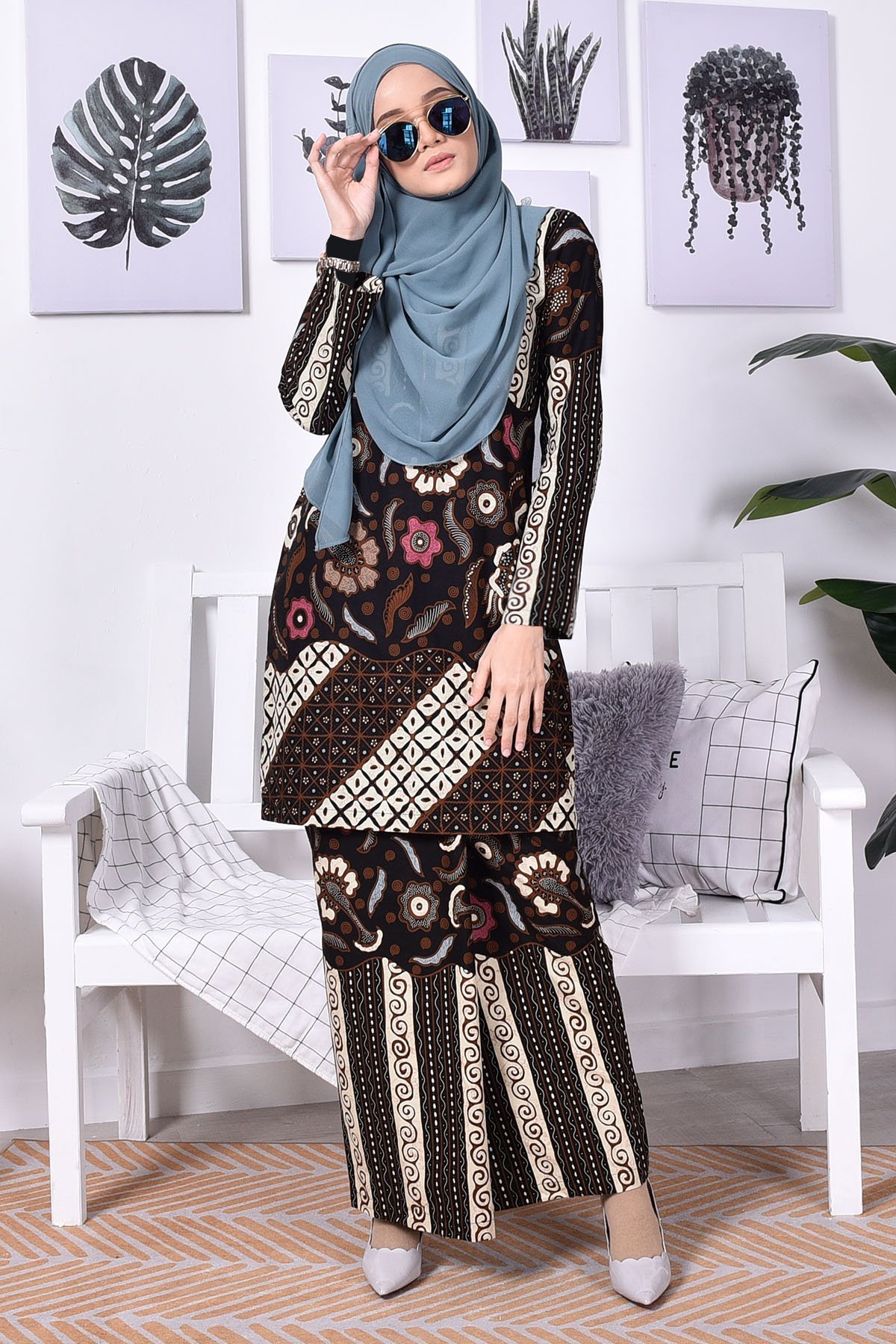 Baju Kurung Batik Norin - Brown