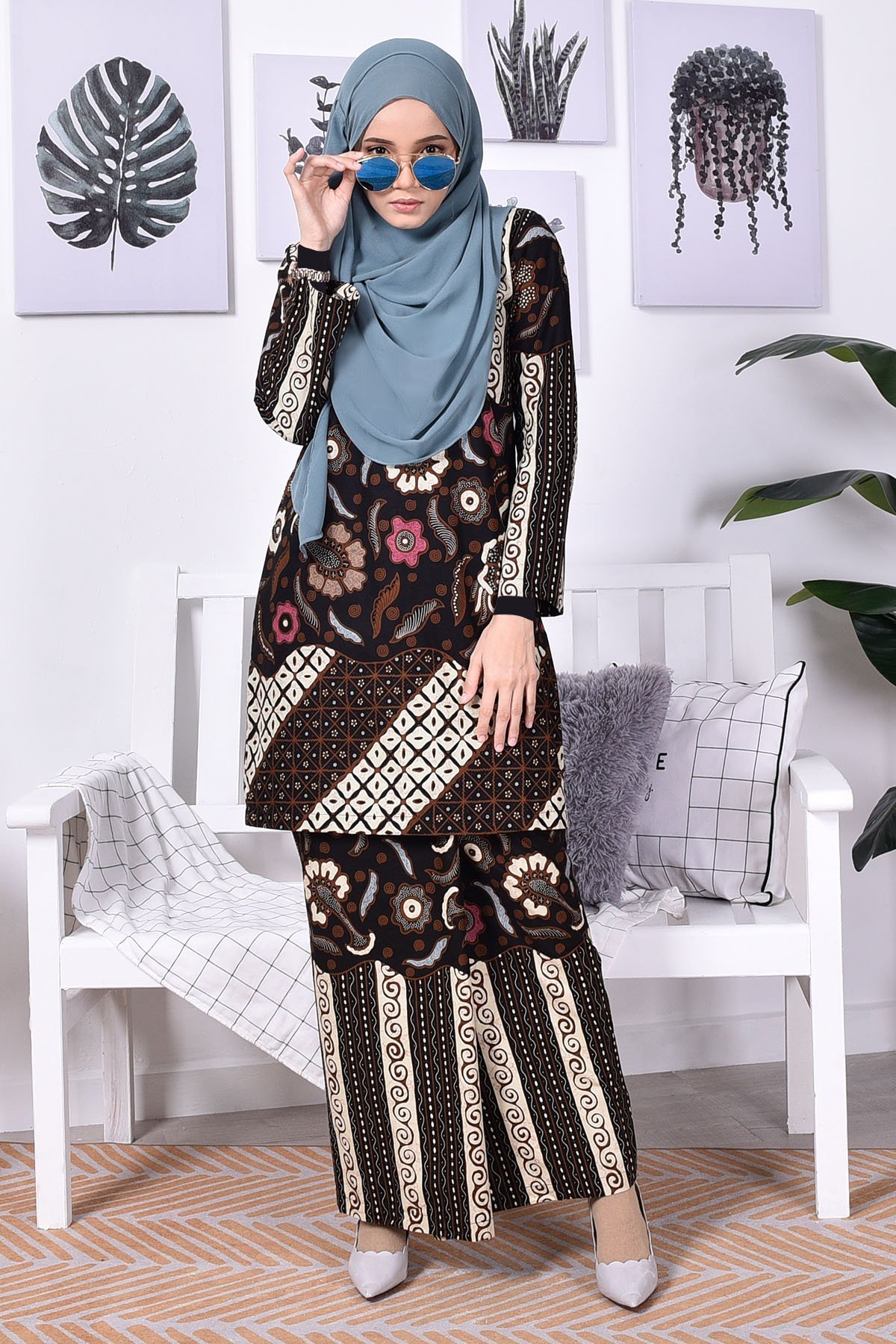 Baju Kurung Batik Norin - Brown