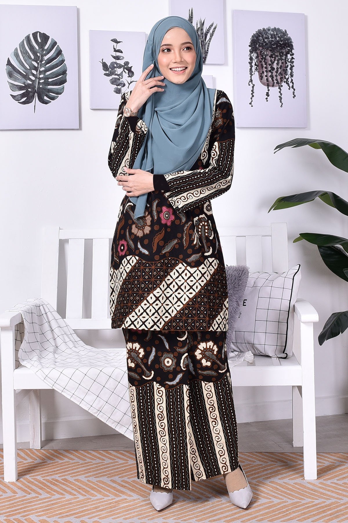 Baju Kurung Batik Norin - Brown