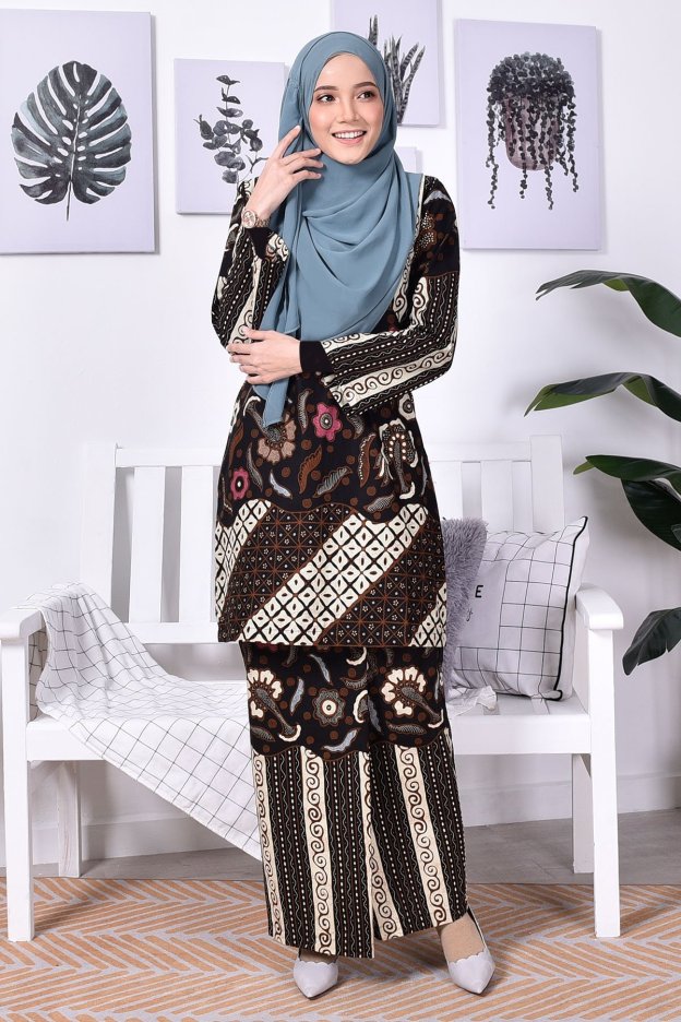 Baju Kurung Batik Norin - Brown