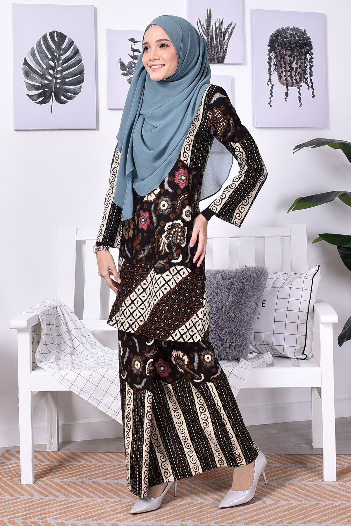 Baju Kurung Batik Norin - Brown