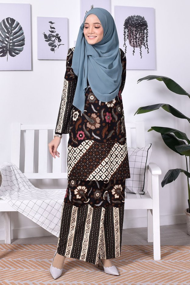 Baju Kurung Batik Norin - Brown