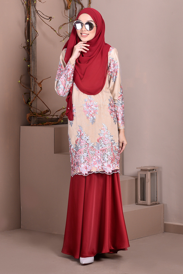 Baju Kurung Lace Brettany Glitter - Strawberry