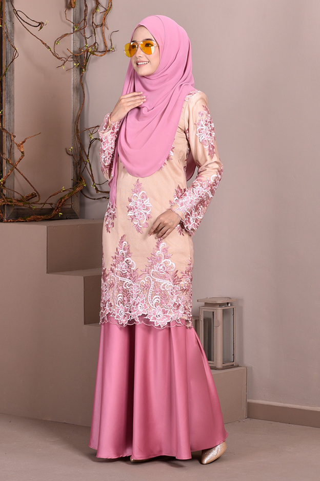 Baju Kurung Lace Brettany Glitter - Guava