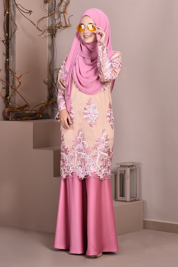 Baju Kurung Lace Brettany Glitter - Guava