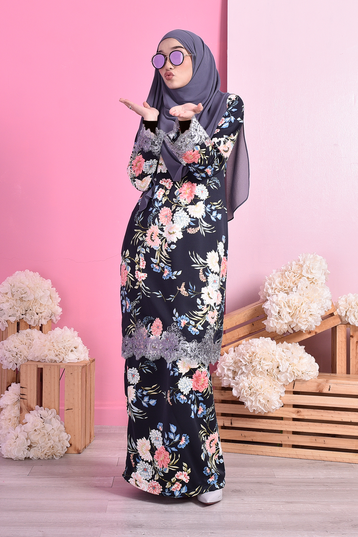 Baju Kurung Lace Damia - Black 2