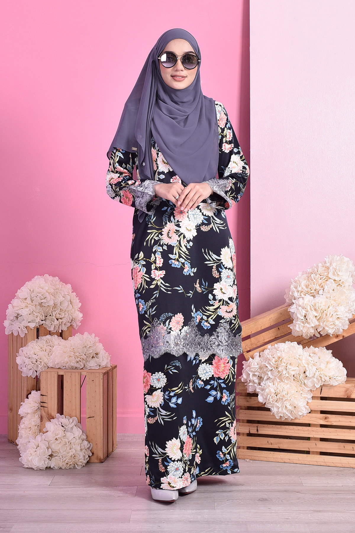Baju Kurung Lace Damia - Black 2