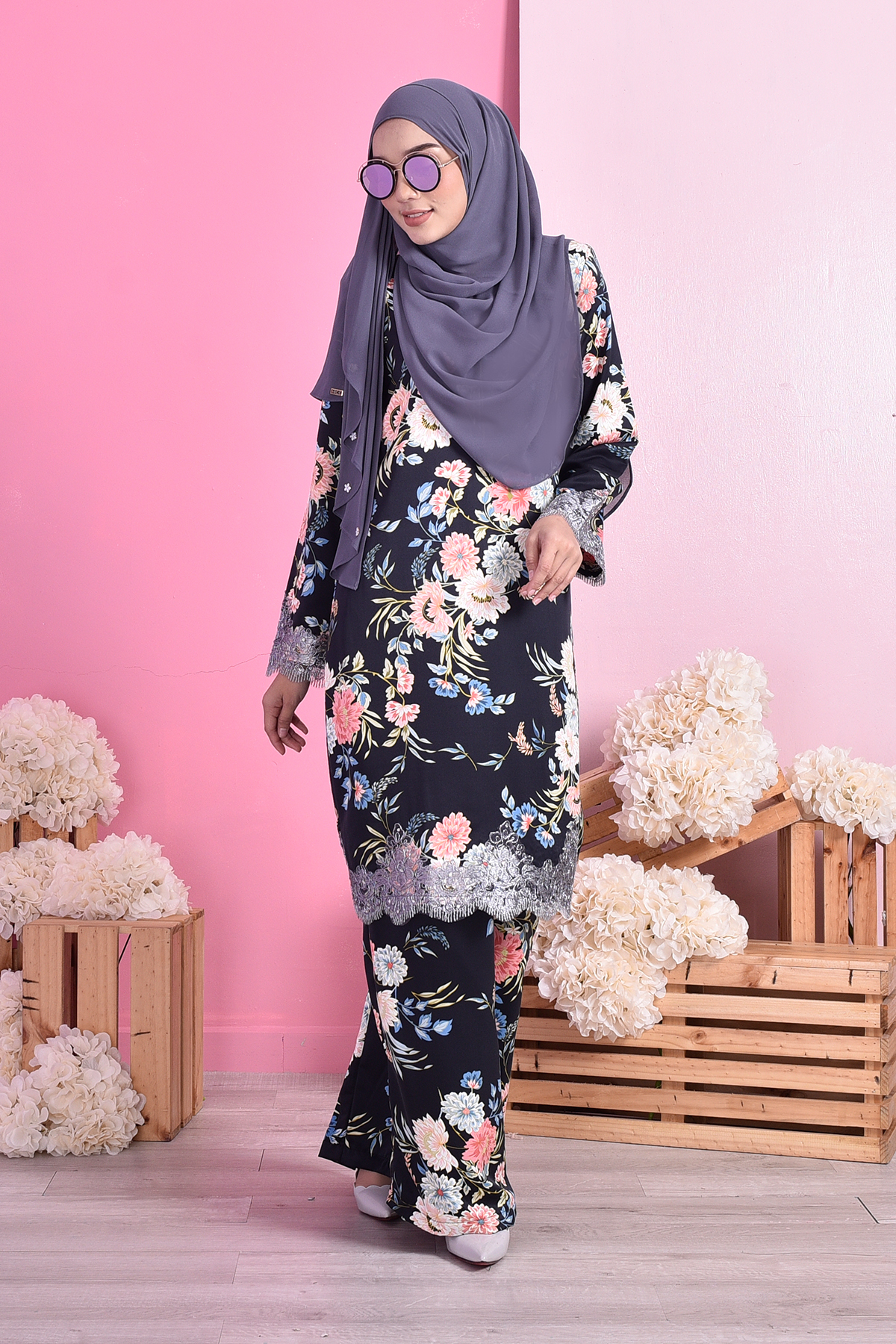 Baju Kurung Lace Damia - Black 2