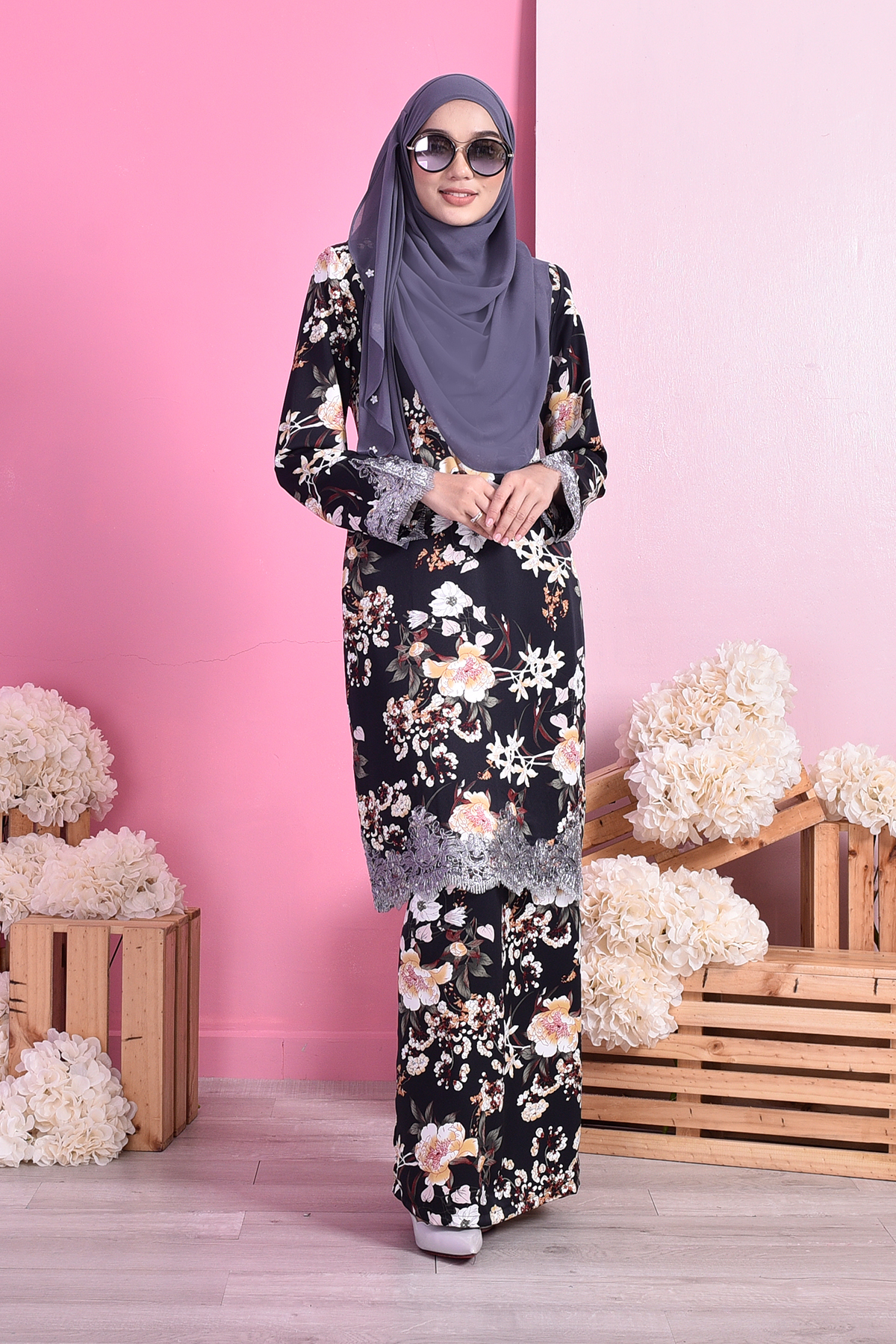 Baju Kurung Lace Damien - Black 2