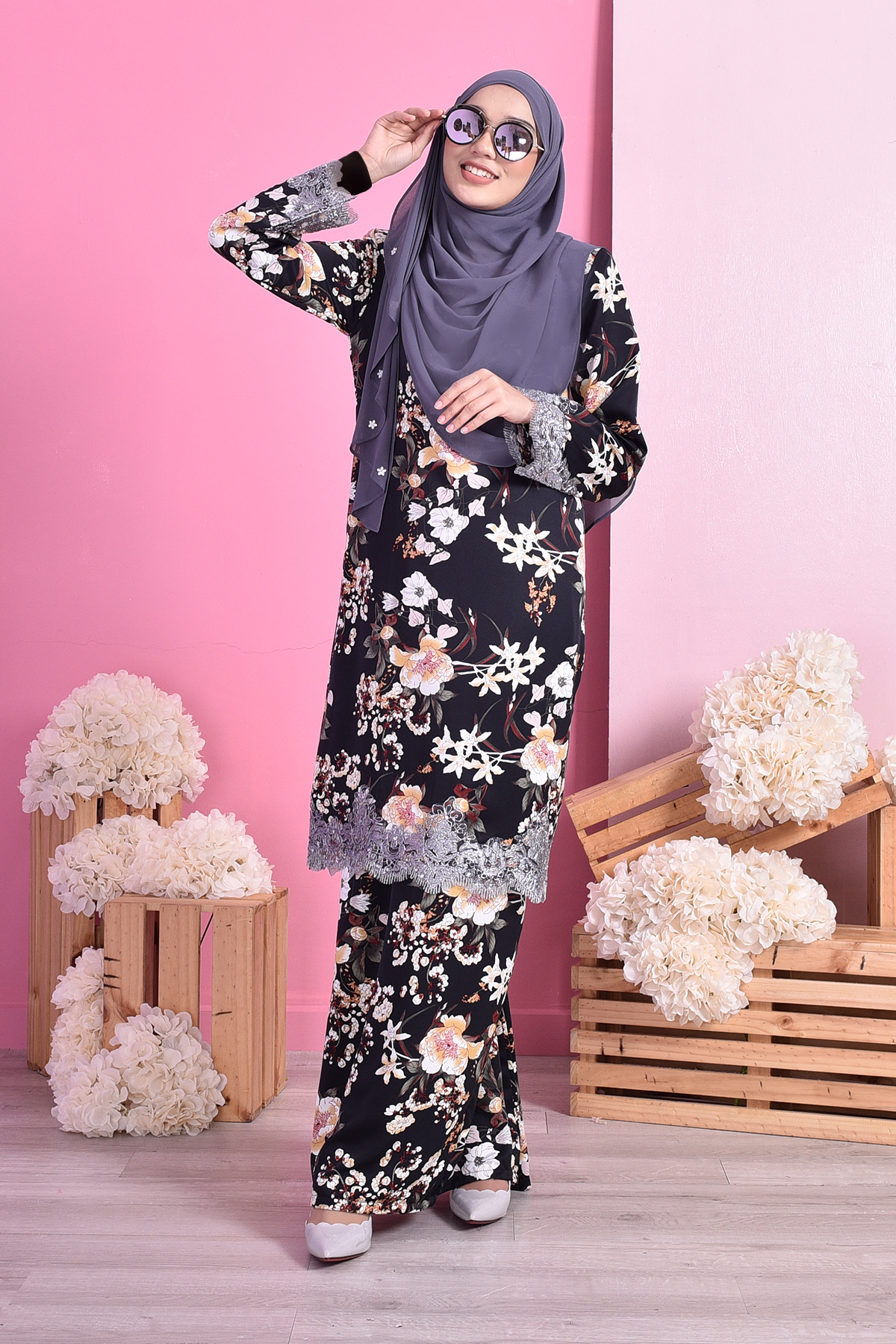 Baju Kurung Lace Damien - Black 2