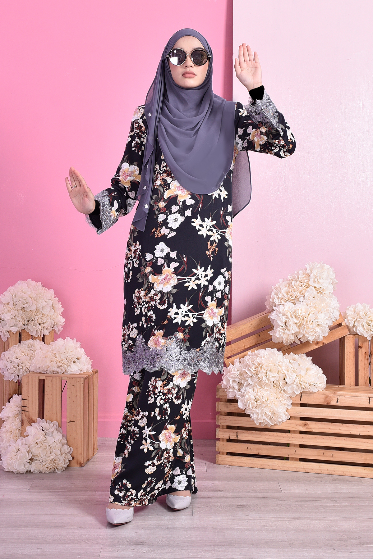 Baju Kurung Lace Damien - Black 2