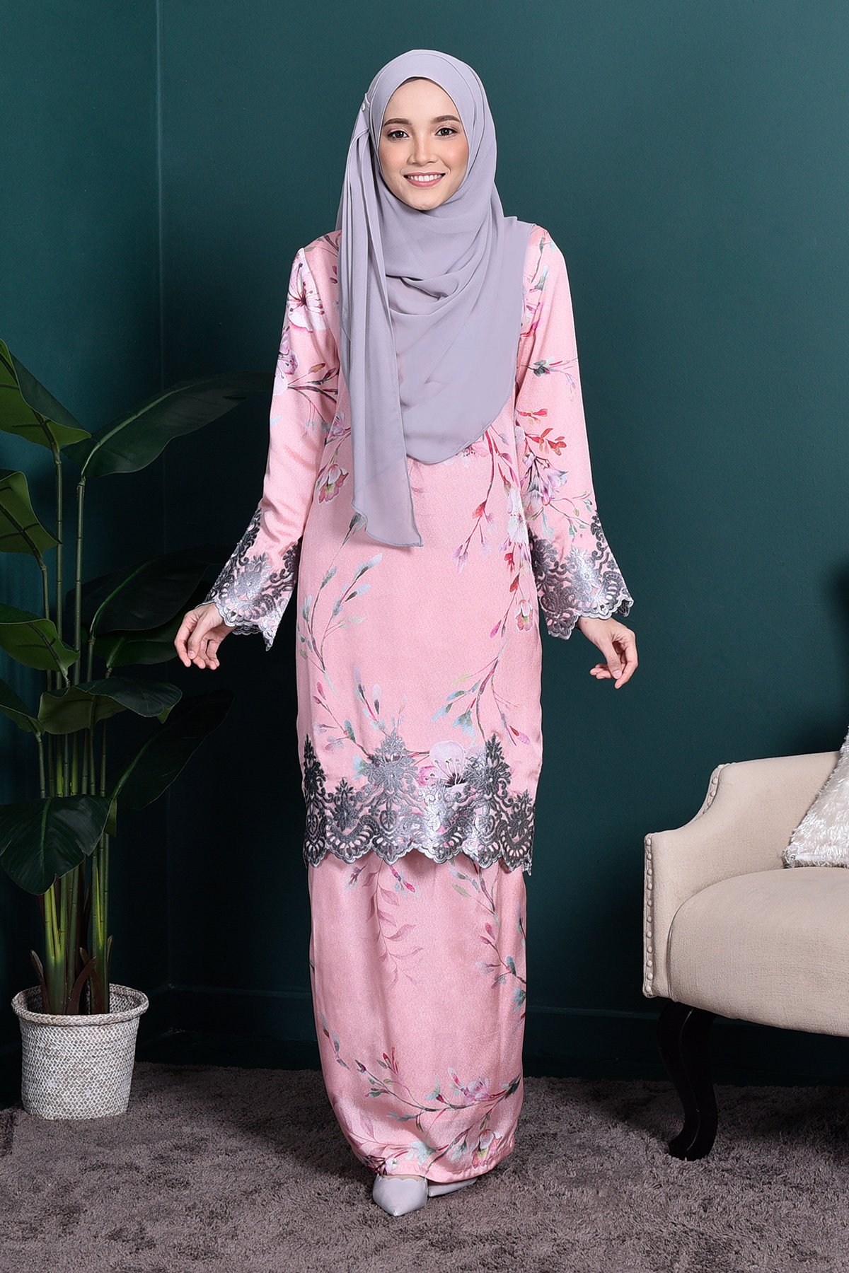 Baju Kurung Lace Madame Daria - Ice Peach