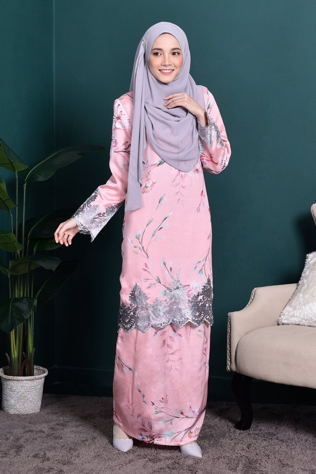 Baju Kurung Lace Madame Daria - Ice Peach