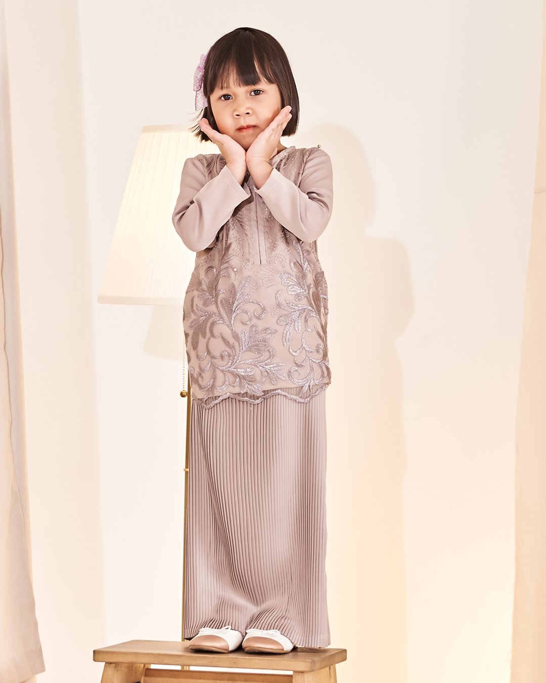 Baju Kurung Lace Pleated Erin Kids - Khaki Brown
