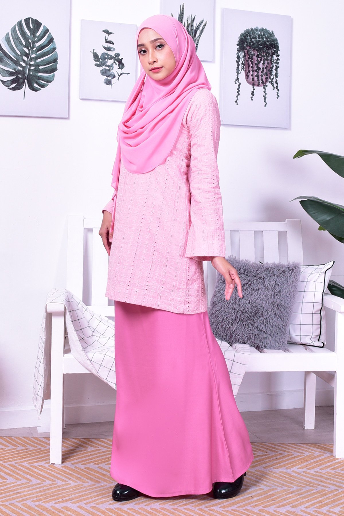 Baju Kurung Cotton Eyelet Aria - Pink
