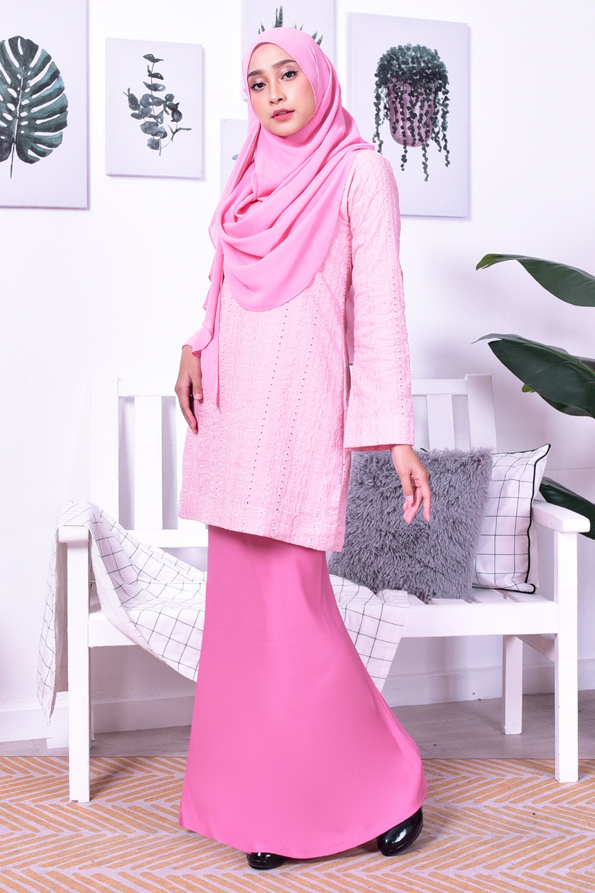 Baju Kurung Cotton Eyelet Aria - Pink