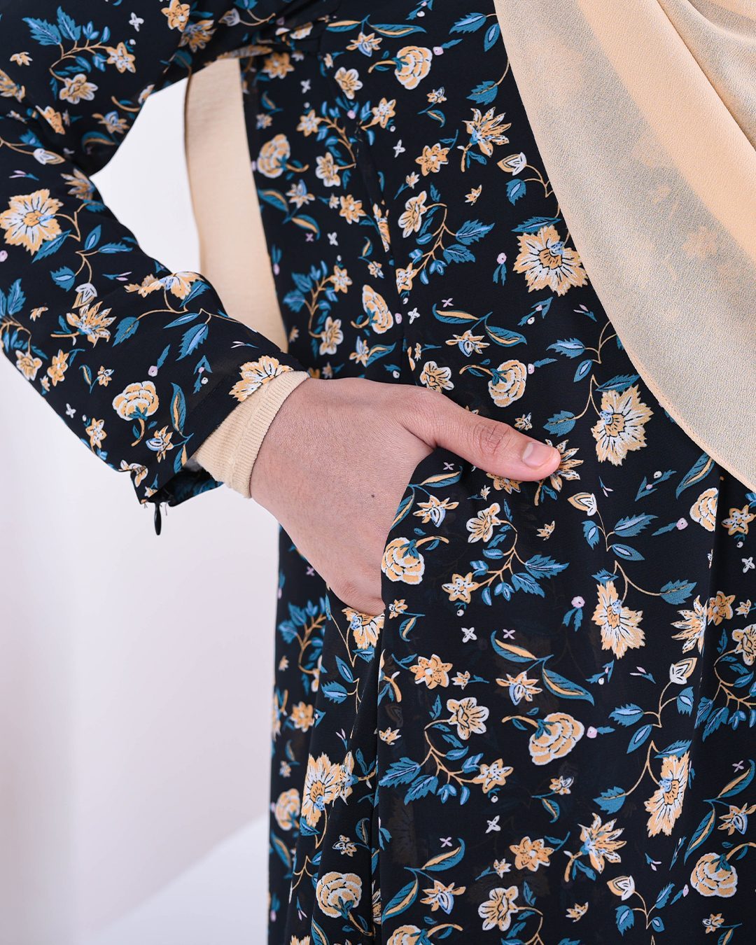 Baju Kurung Moden Fishtail Leana Laluna X MCC - Fiona Black