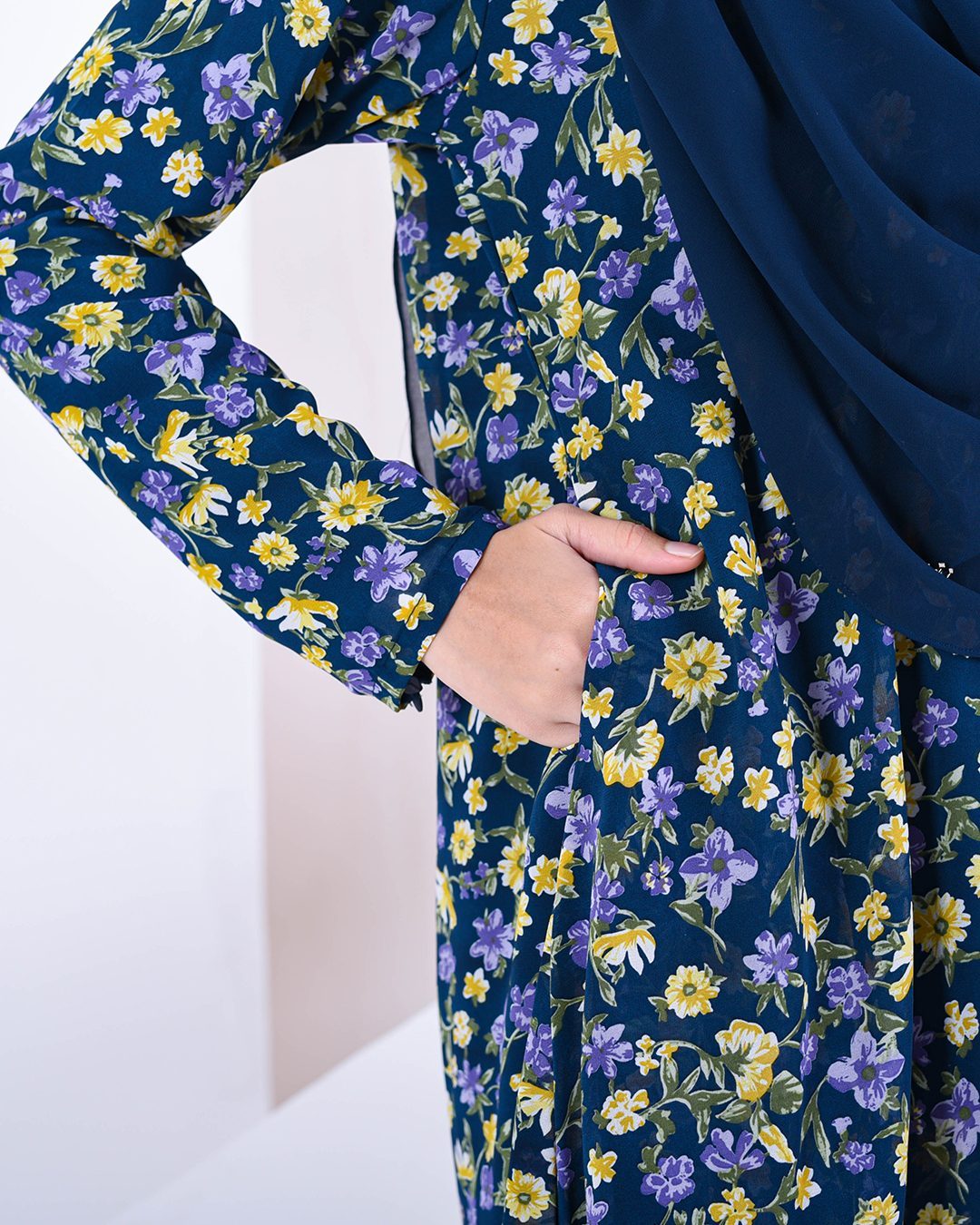 Baju Kurung Moden Fishtail Leana Laluna X MCC - Frichia Violet
