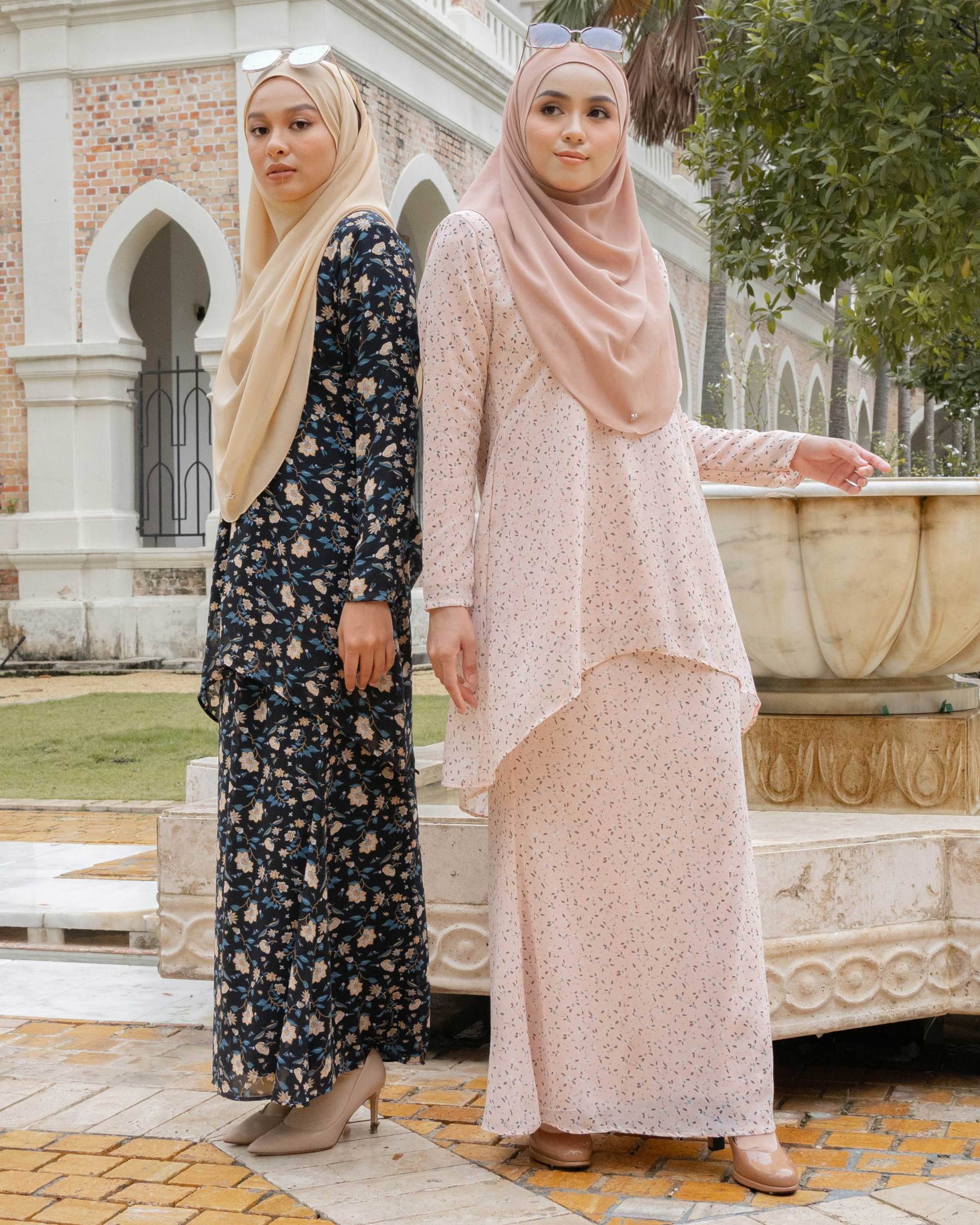 Baju Kurung Moden Fishtail Leana Laluna X MCC - Fiona Black