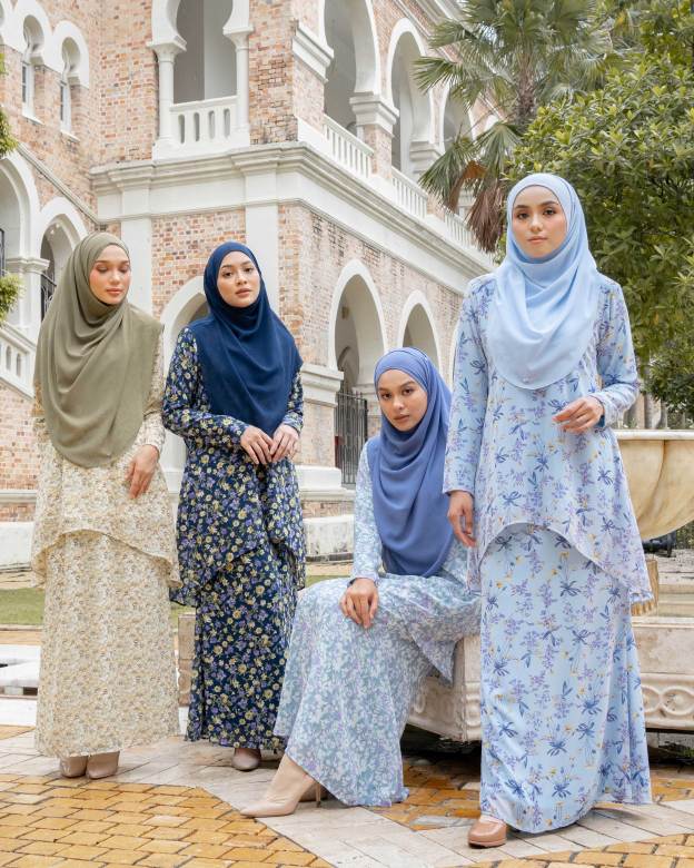 Baju Kurung Moden Fishtail Leana Laluna X MCC - Frichia Violet