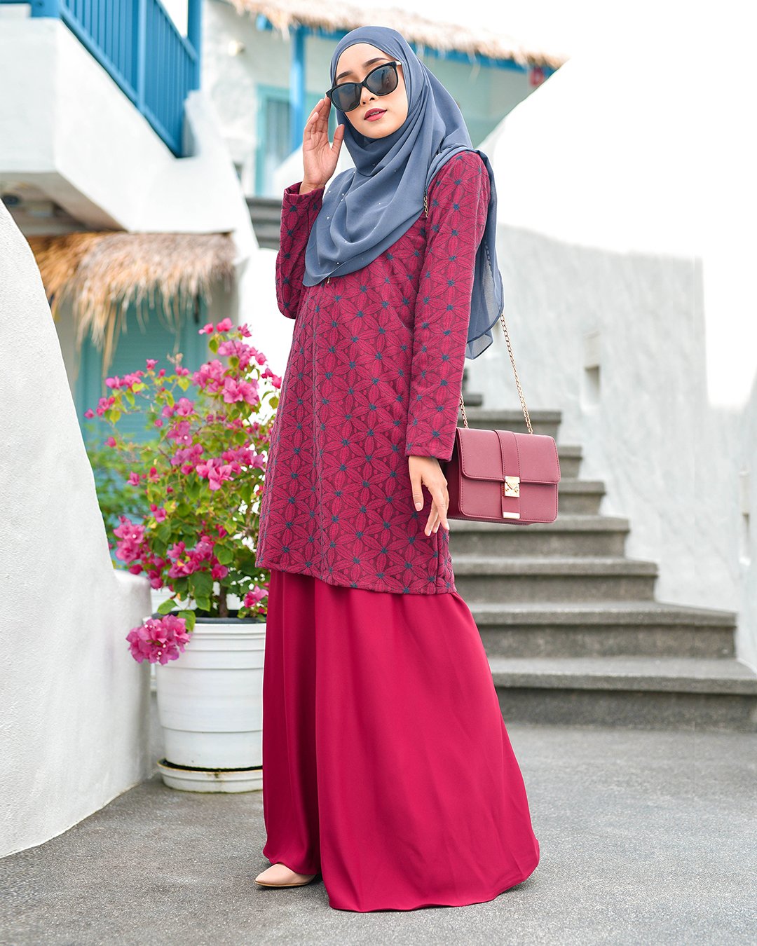 Baju Kurung Moden Lace Geetha - Ruby Red