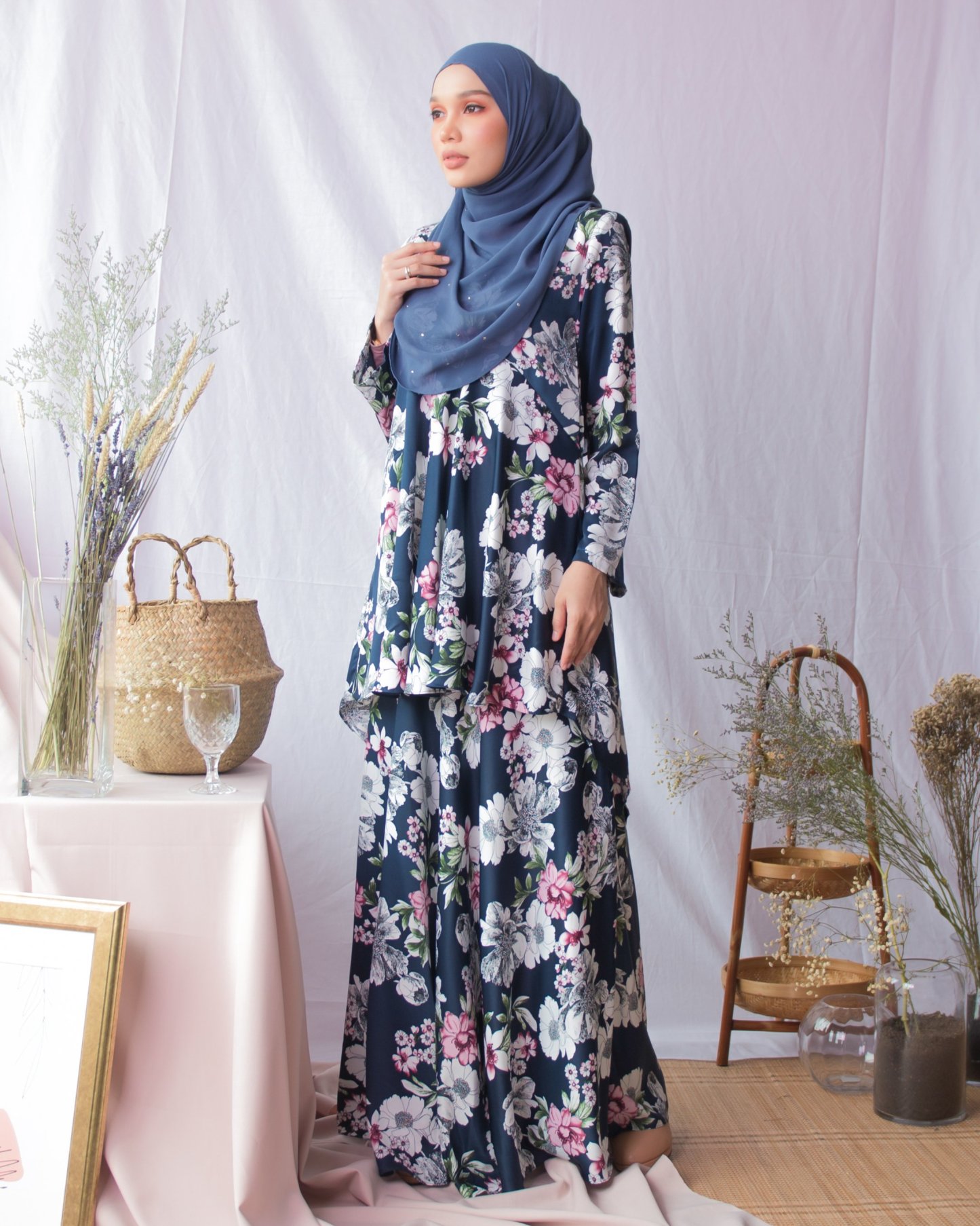 Baju Kurung Hi-Lo Adlina - Navy Blue