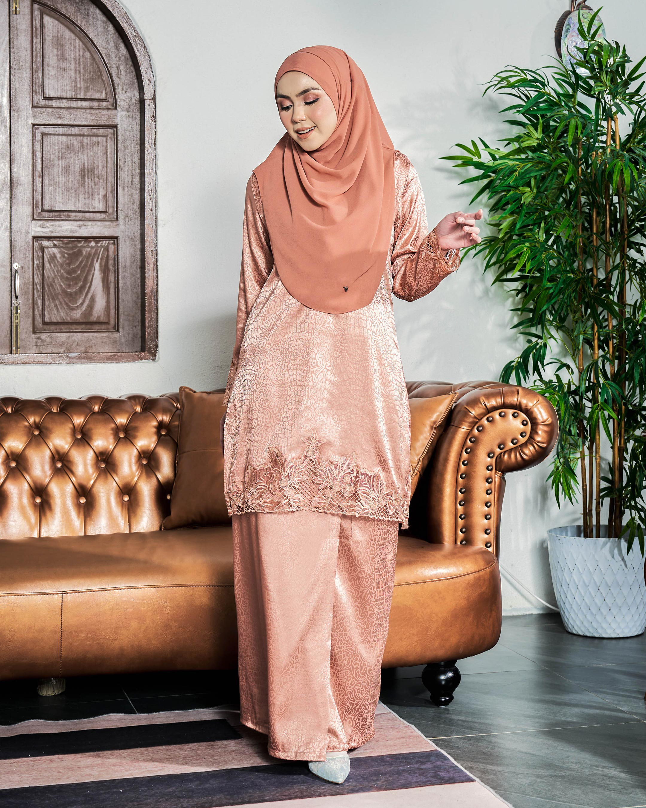 Baju Kurung Jacquard Sulam Airis