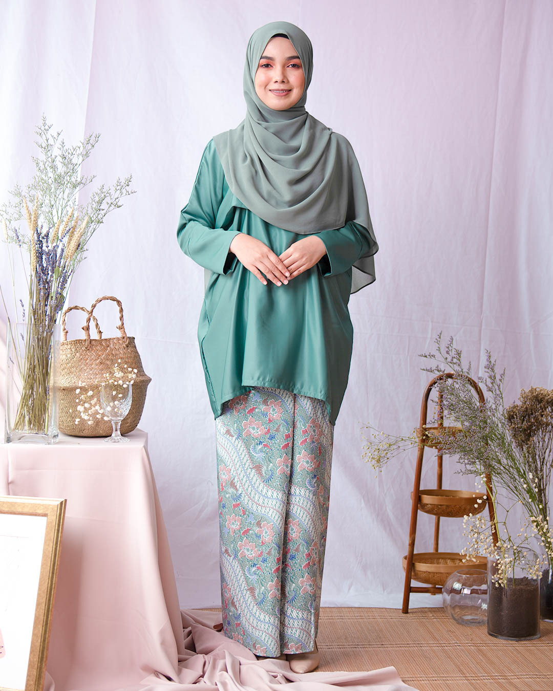 Baju Kurung Kaftan Batik Adiratna - Green Hunter