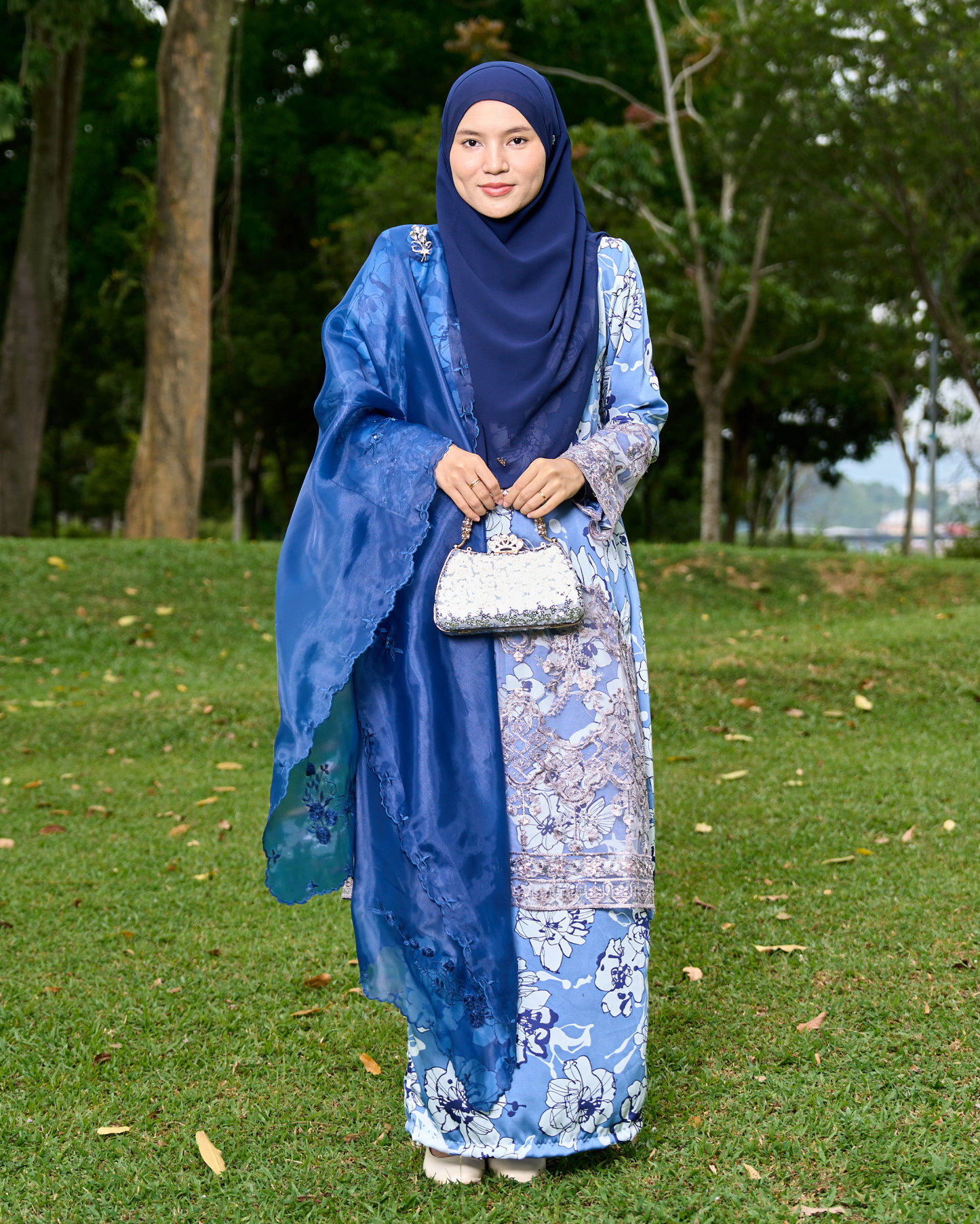 BAJU KURUNG MODEN SULAM LACE MARYAM MADHURA