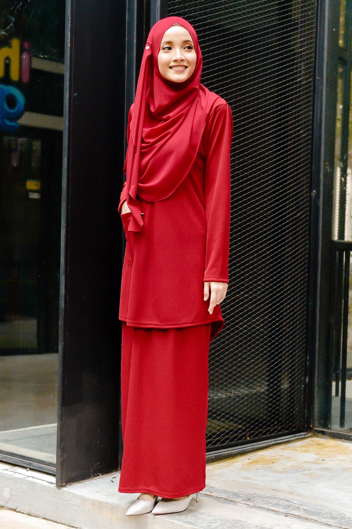 Baju Kurung Kozi Ironless Dream - Red