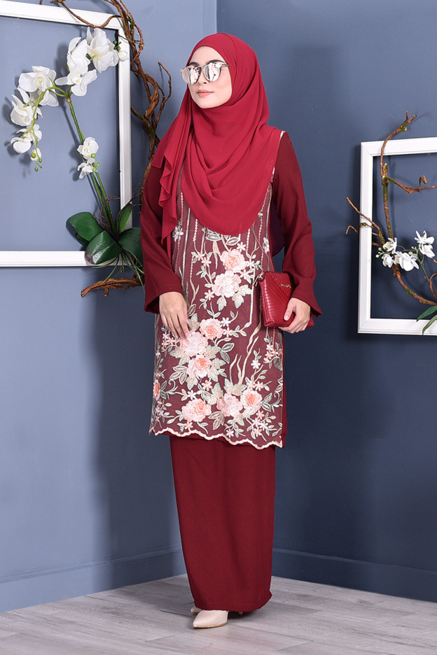 Baju Kurung Lace 3D Azween - Vogue Maroon