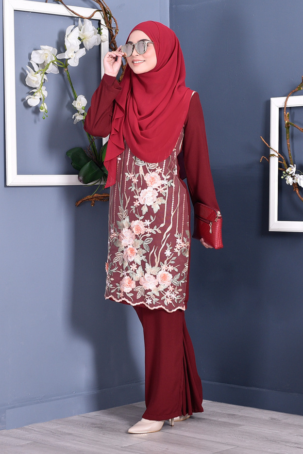 Baju Kurung Lace 3D Azween - Vogue Maroon