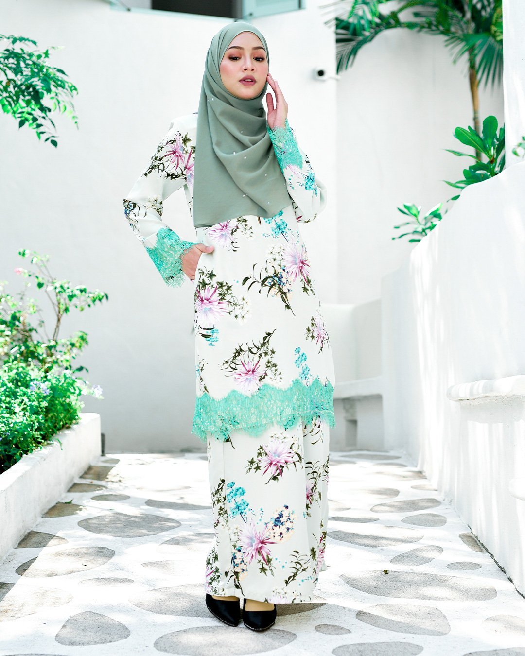 Baju Kurung Lace Abeer - Madeira Green