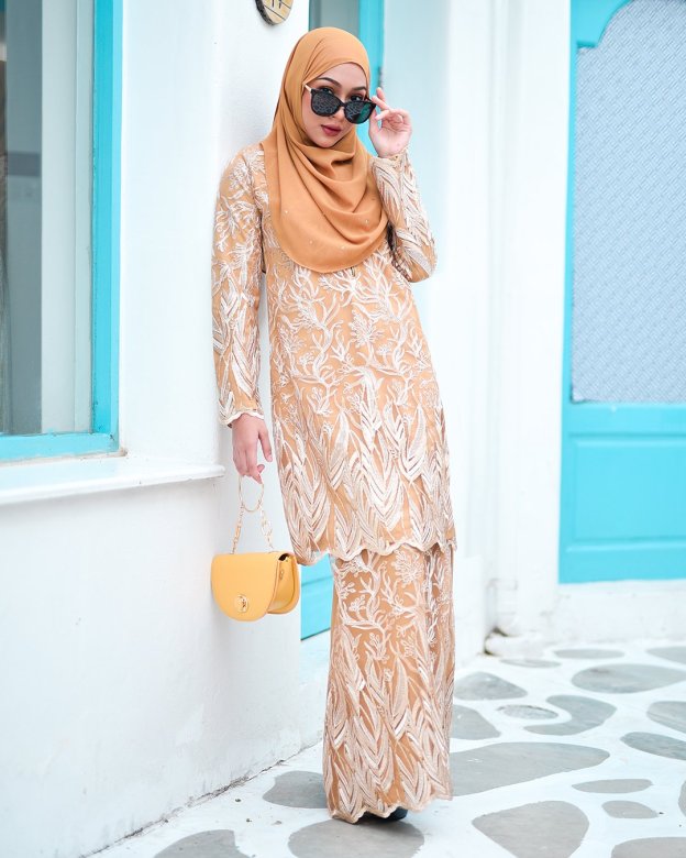 Baju Kurung Lace Ablaa - Banana Gold