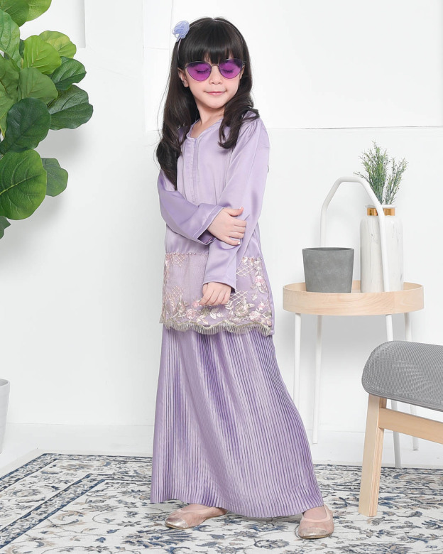 Baju Kurung Lace Pleated Aeni Kids - Mauve Purple
