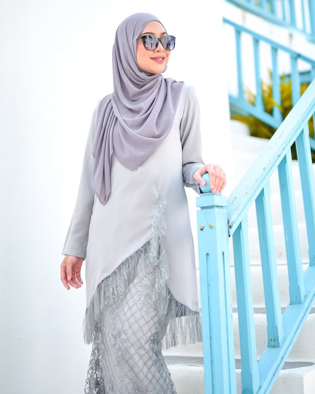 Baju Kurung Lace Tulle Aisyah - Silver Cloud