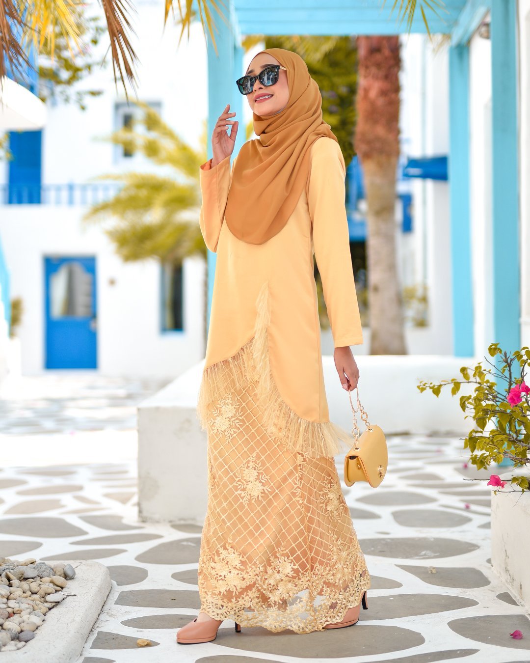 Baju Kurung Lace Tulle Aisyah - Ferrero Gold