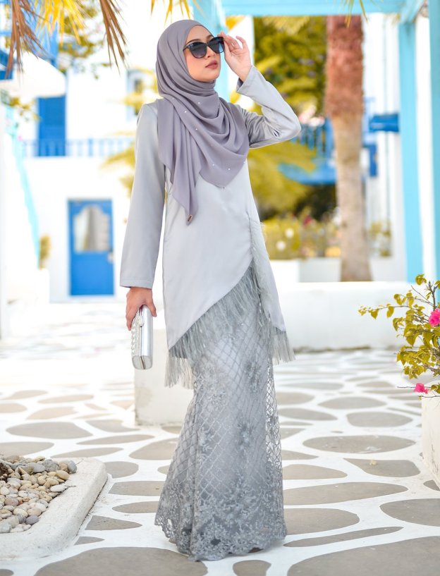 Baju Kurung Lace Tulle Aisyah - Silver Cloud